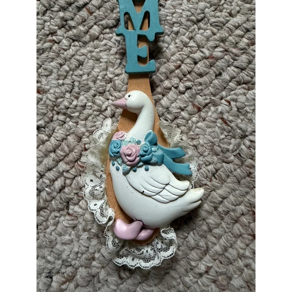 Vintage Wooden Welcome Sign Goose Floral Lace Wall Decor Farmhouse